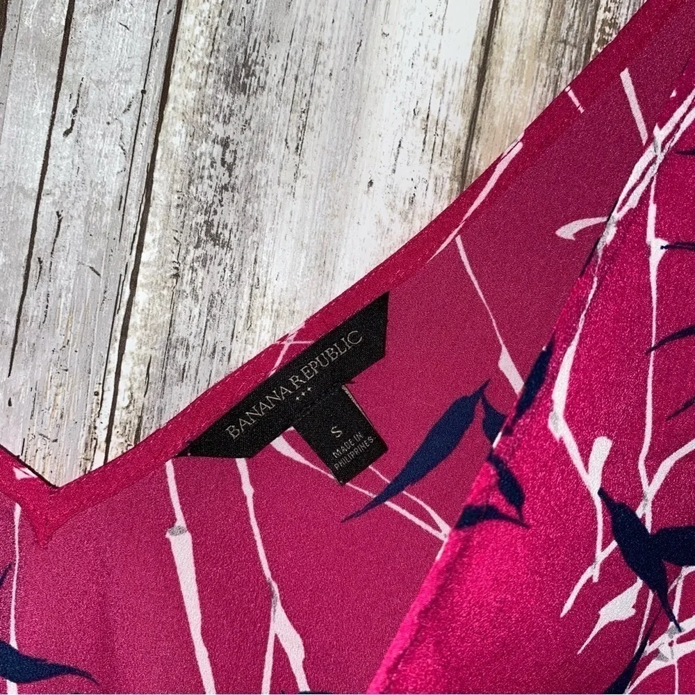 Banana Republic Pink Cinch Waist Sleeveless Blouse - Picture 5 of 5